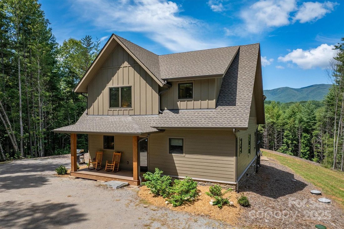 House in Nebo, North Carolina, United States 3 - 16148126