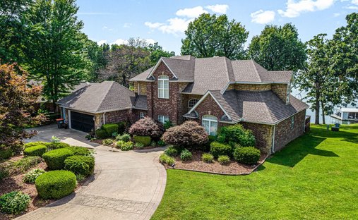 House in Grove, Oklahoma, United States 1