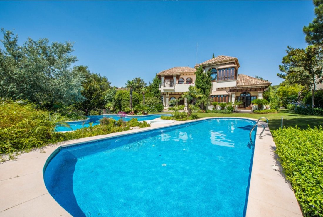Villa in La Zagaleta, Benahavis, Andalusia 1 - 14870076