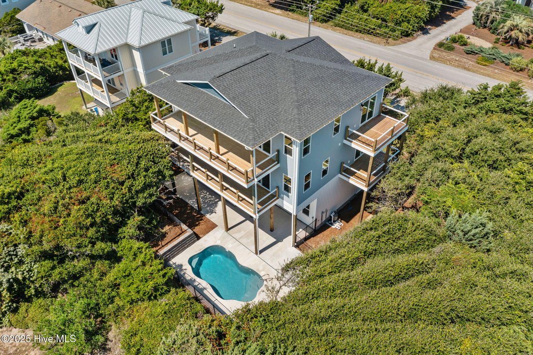House in Emerald Isle, North Carolina, United States 4 - 15366333