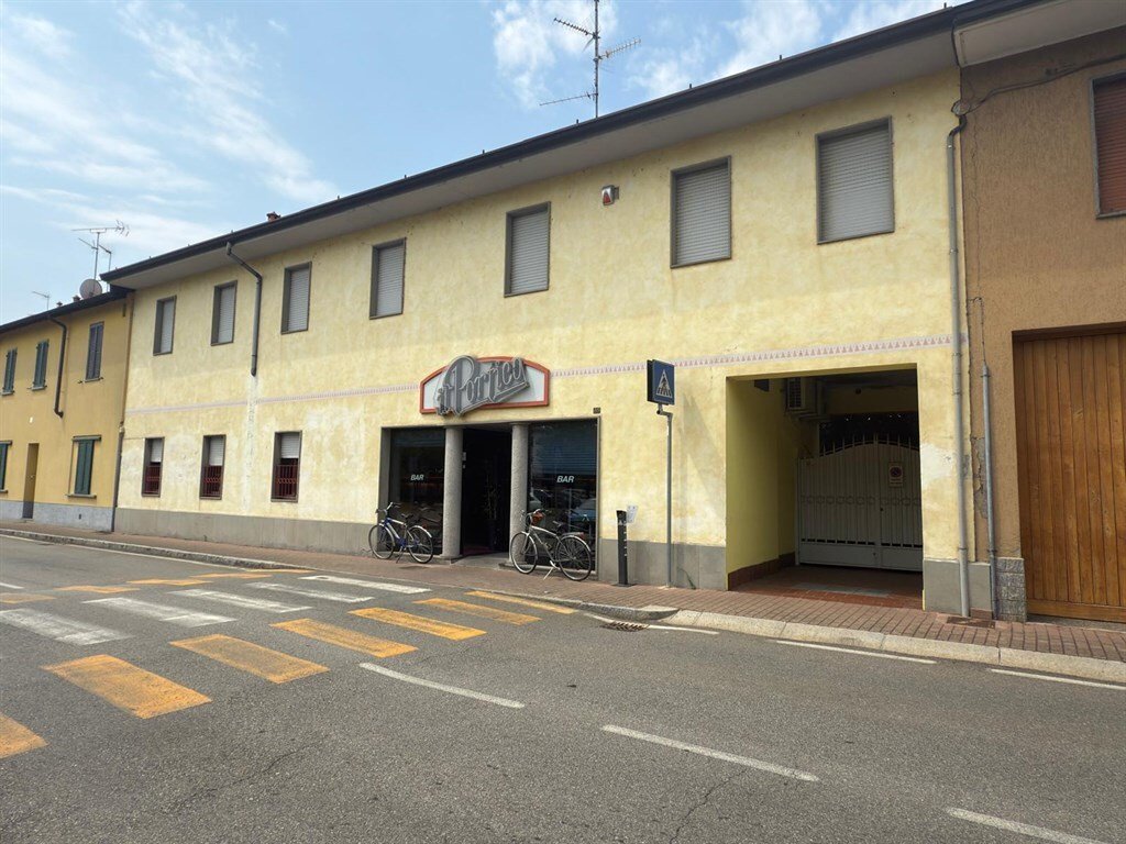 Haus in Arluno, Lombardei, Italien 1 - 16147291