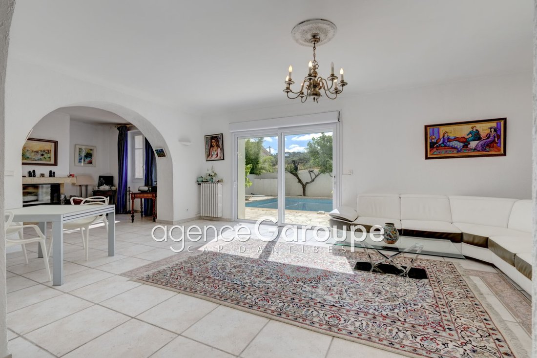 Villa in Antibes, Provence-Alpes-Côte d'Azur, France 3 - 16136419