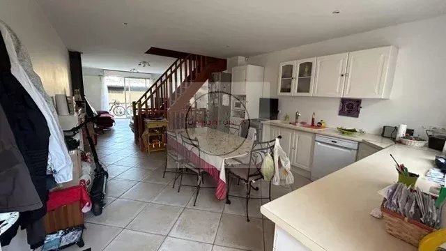 House in Arrondissement of Bobigny, Ile-de-France, France 4 - 16146247