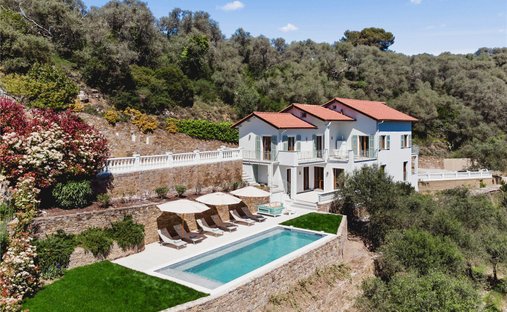 Casa en Dolceacqua, Liguria, Italia 1