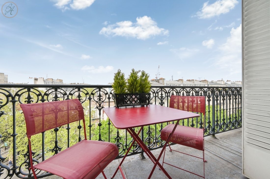 Apartment in Grange Aux Belles-Terrage, Paris 10e Arrondissement, Paris 1 - 16146124