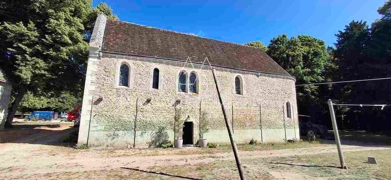 Whispers of the Loire: A 19th-Century Château’s Timeless Embrace - 5