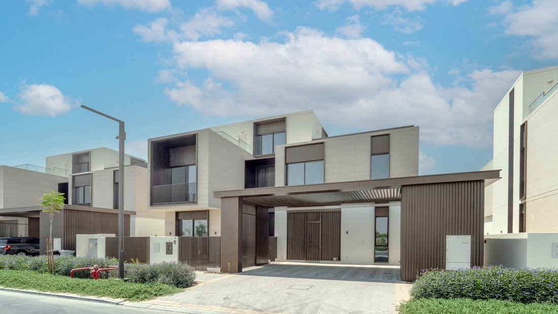 Villa in Hadaeq Sheikh Mohammed Bin Rashid, Dubai, United Arab Emirates 1 - 16083942