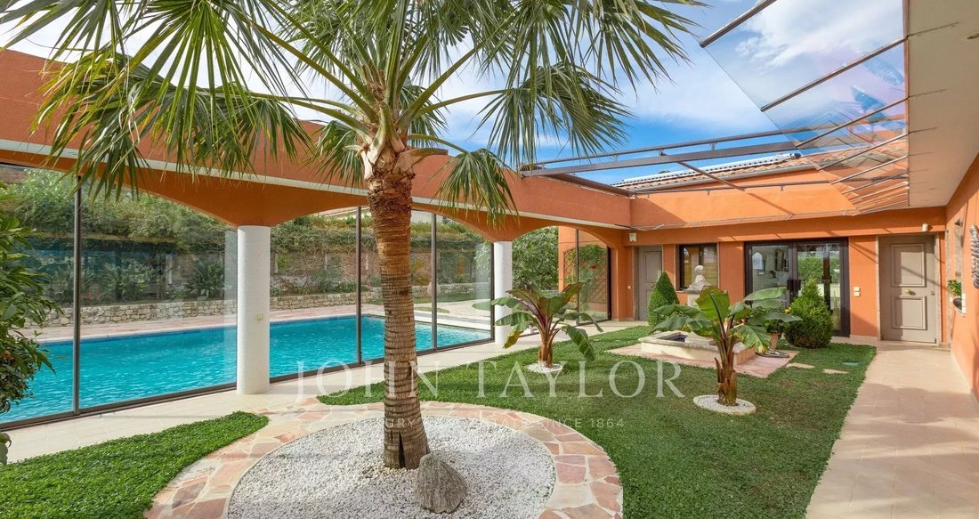 House in La Maure-Super Cannes, Vallauris, France 2 - 16146360