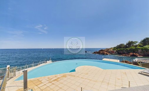 Apartment in Le Dramont-Agay-Anthéor-Le Trayas, Saint-Raphaël, France 1