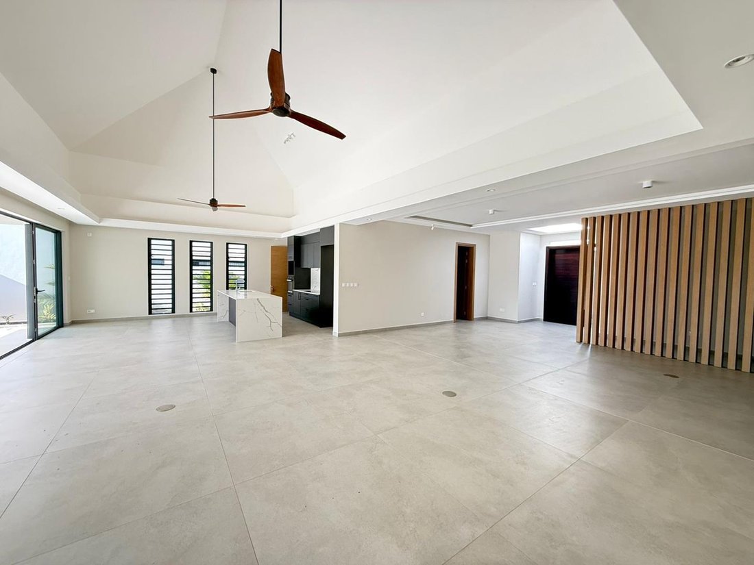 House in Trou-aux-Biches, Pamplemousses District, Mauritius 2 - 16148573