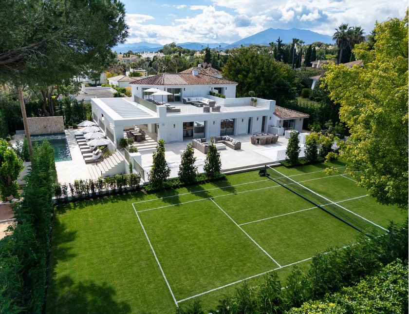 Villa in Sierra Blanca, Marbella, Spain 1 - 16148674