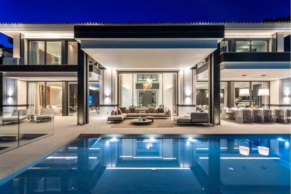 Villa in Sierra Blanca, Marbella, Spain 3 - 16148793