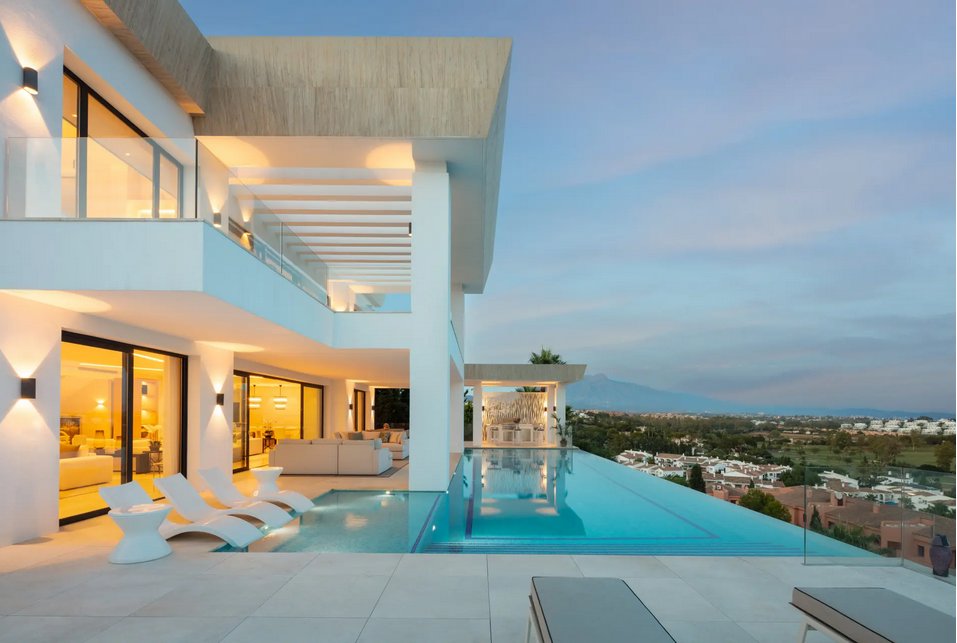 Villa in Estepona, Andalusia, Spain 3 - 16148701
