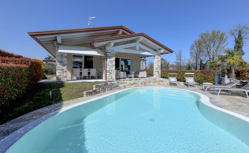 Villa in Punta Grò - Chiodi - Rovizza, Sirmione, Lombardei 1