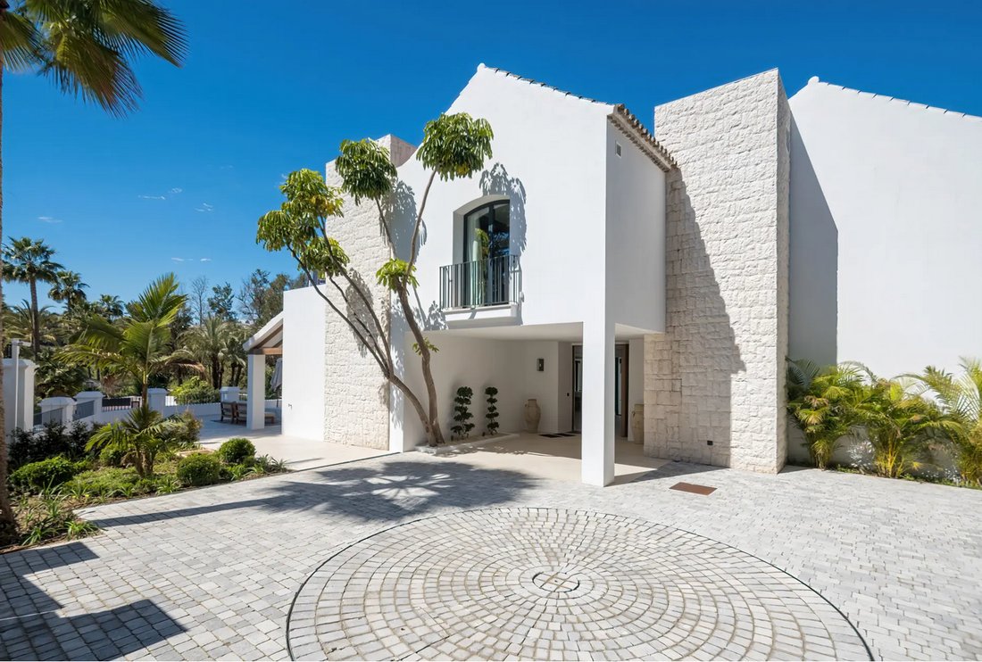 Villa in Nueva Andalucia, Marbella, Spain 2 - 16148901