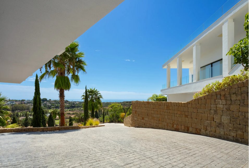Villa in Estepona, Andalusia, Spain 4 - 16148701