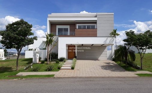 House in Votorantim, State of São Paulo, Brazil 1