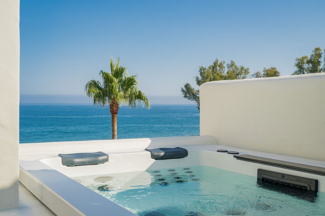 Penthouse in Estepona, Andalusia, Spain 2 - 16149026