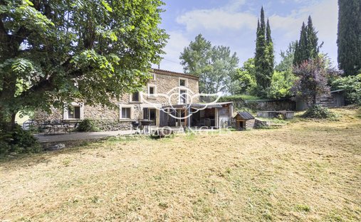 Ensemble Immobilier Avec Gites à 5 Min De Vaison La Romaine