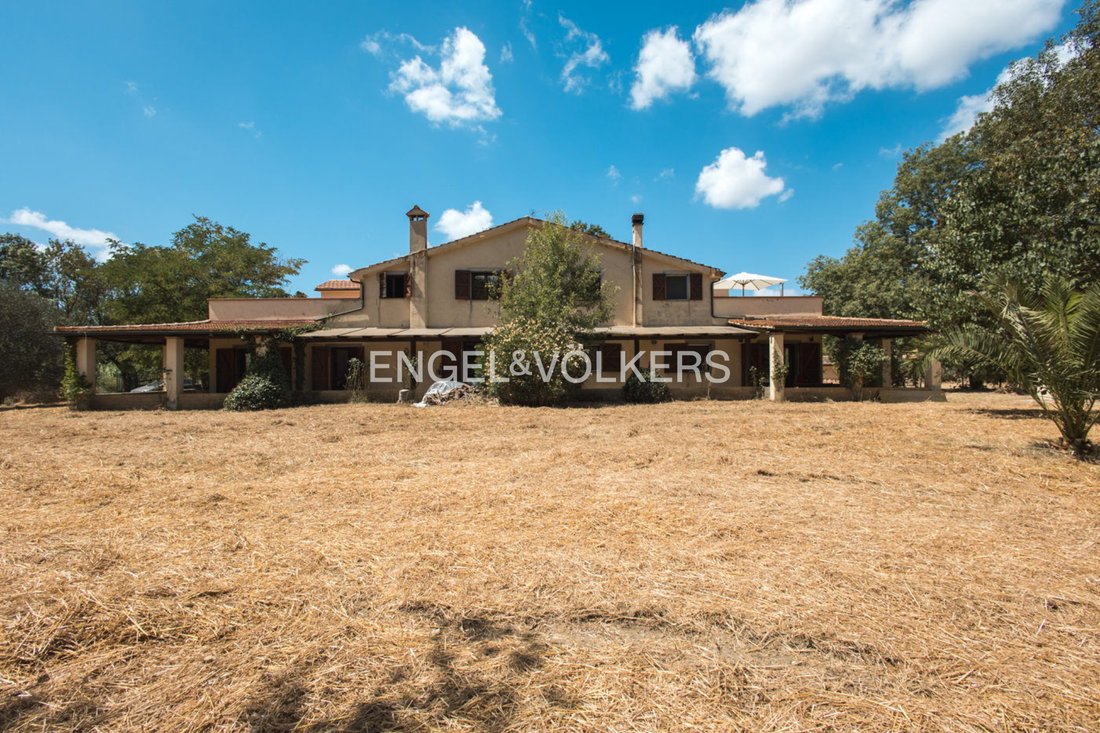 Villa in Manciano, Tuscany, Italy 2 - 13295317