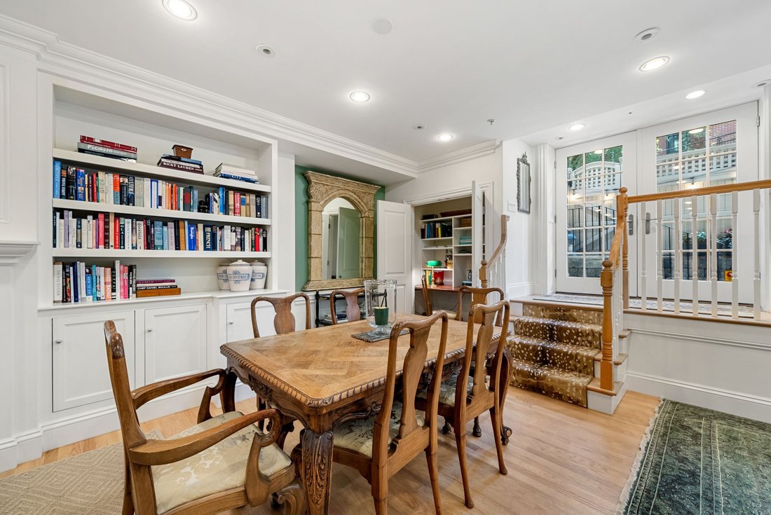 Condo in Boston, Massachusetts, United States 5 - 16150181
