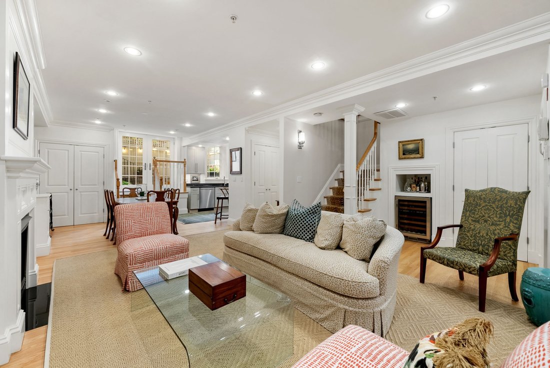 Condo in Boston, Massachusetts, United States 1 - 16150181