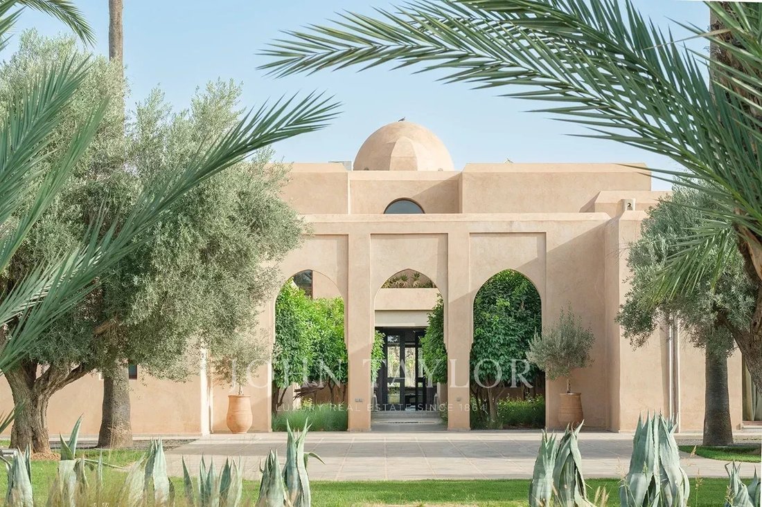 Villa in Annakhil, Marrakesh-Safi, Morocco 1 - 14475640