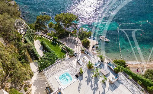 Villa in Cap-d'Ail, Provence-Alpes-Côte d'Azur, France 1