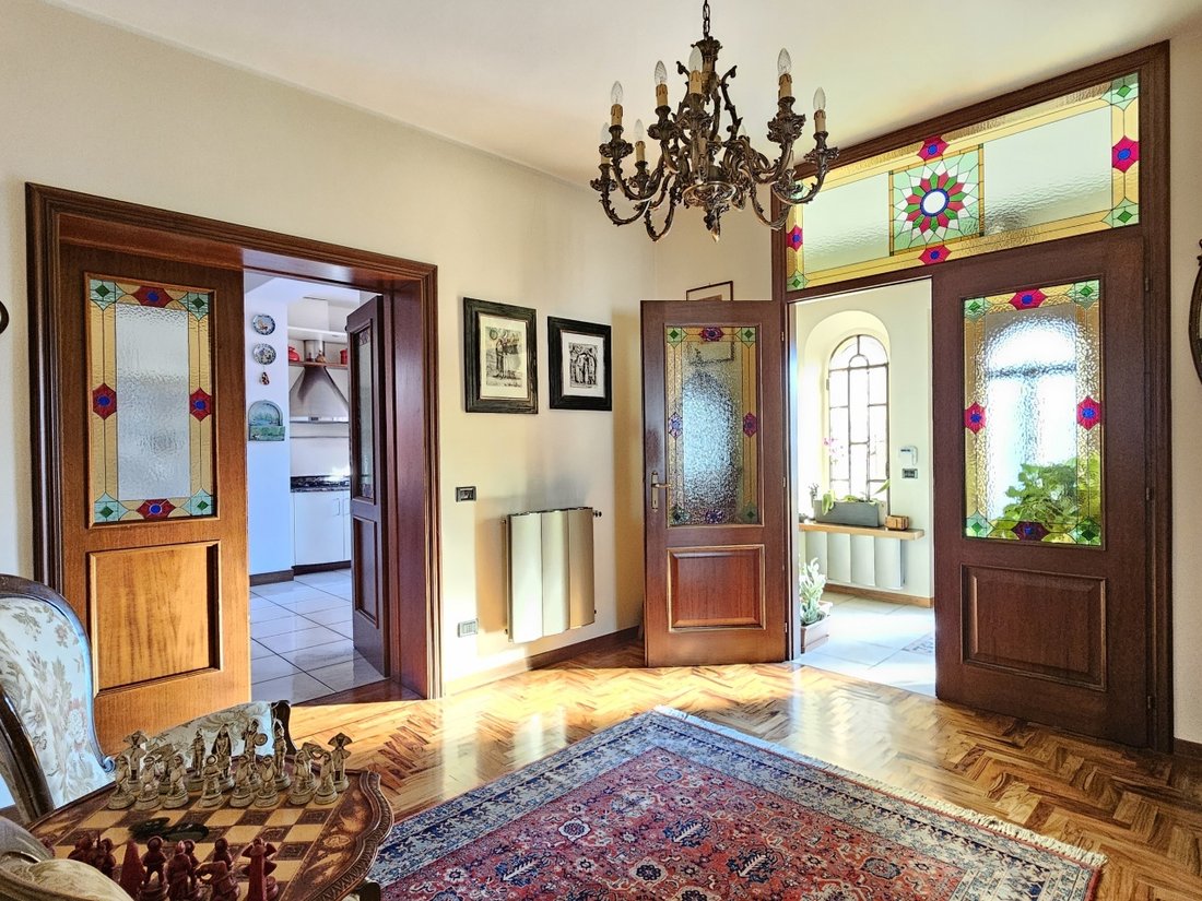 House in Center, Treviglio, Lombardy 1 - 15743212