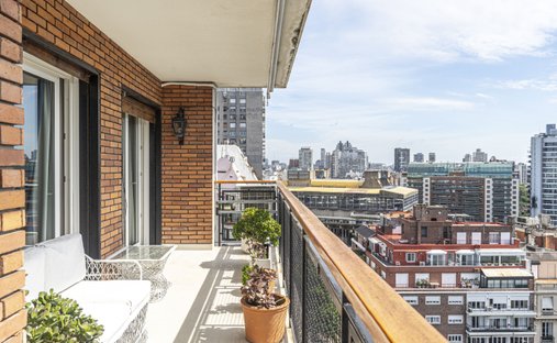 House in Buenos Aires, Buenos Aires, Argentina 1
