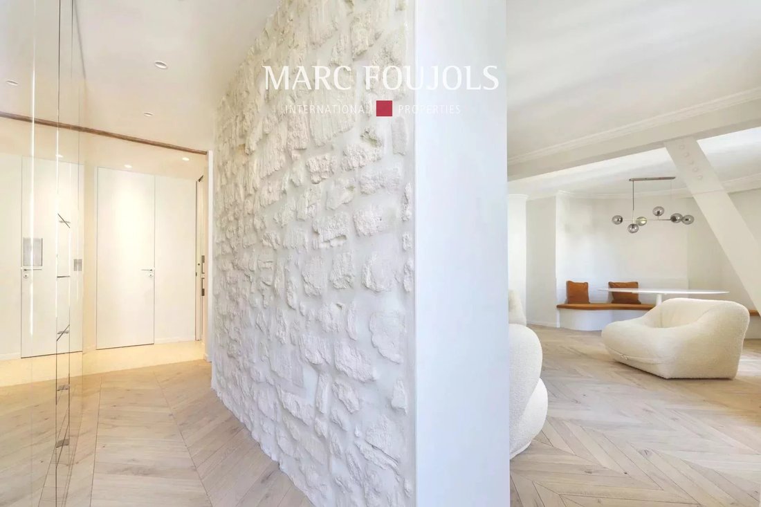 Apartment in Ternes-Maillot, Paris 17e Arrondissement, Paris 4 - 16150850