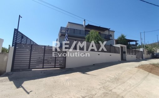 House in Keratea, Attica, Greece 1