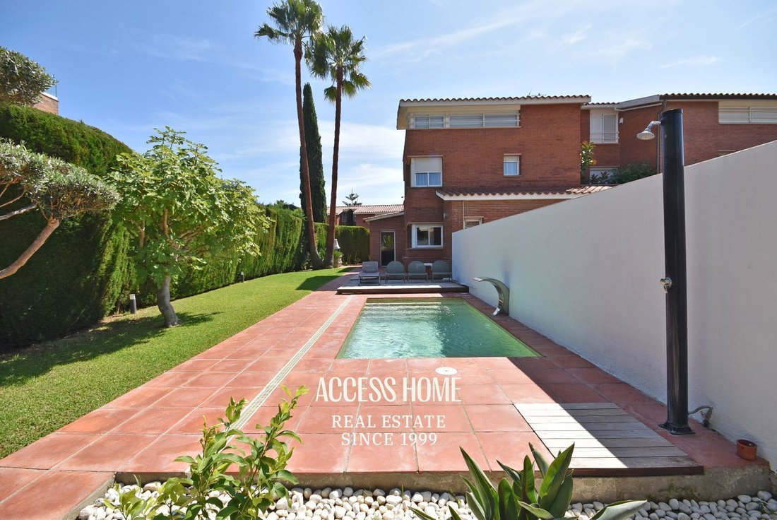 Villa in Sant Vicenc de Montalt, Catalonia, Spain 2 - 16150777