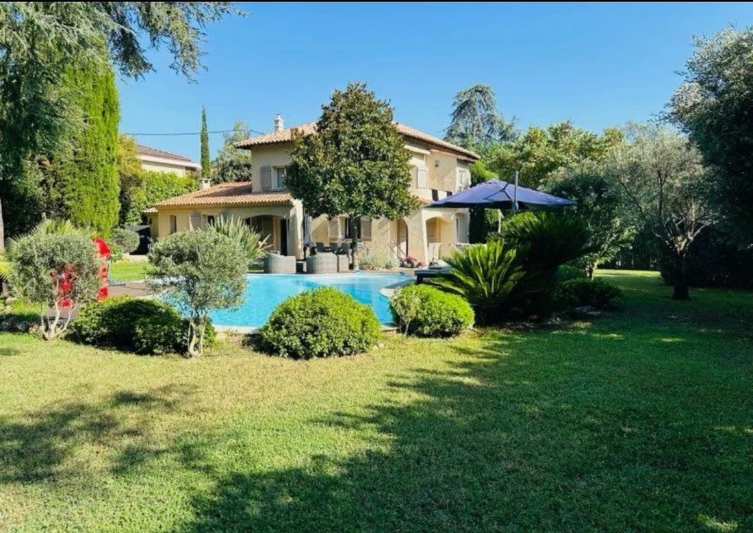 Villa in Les Indes les-Groulles, Mouans-Sartoux, France 1 - 16150528