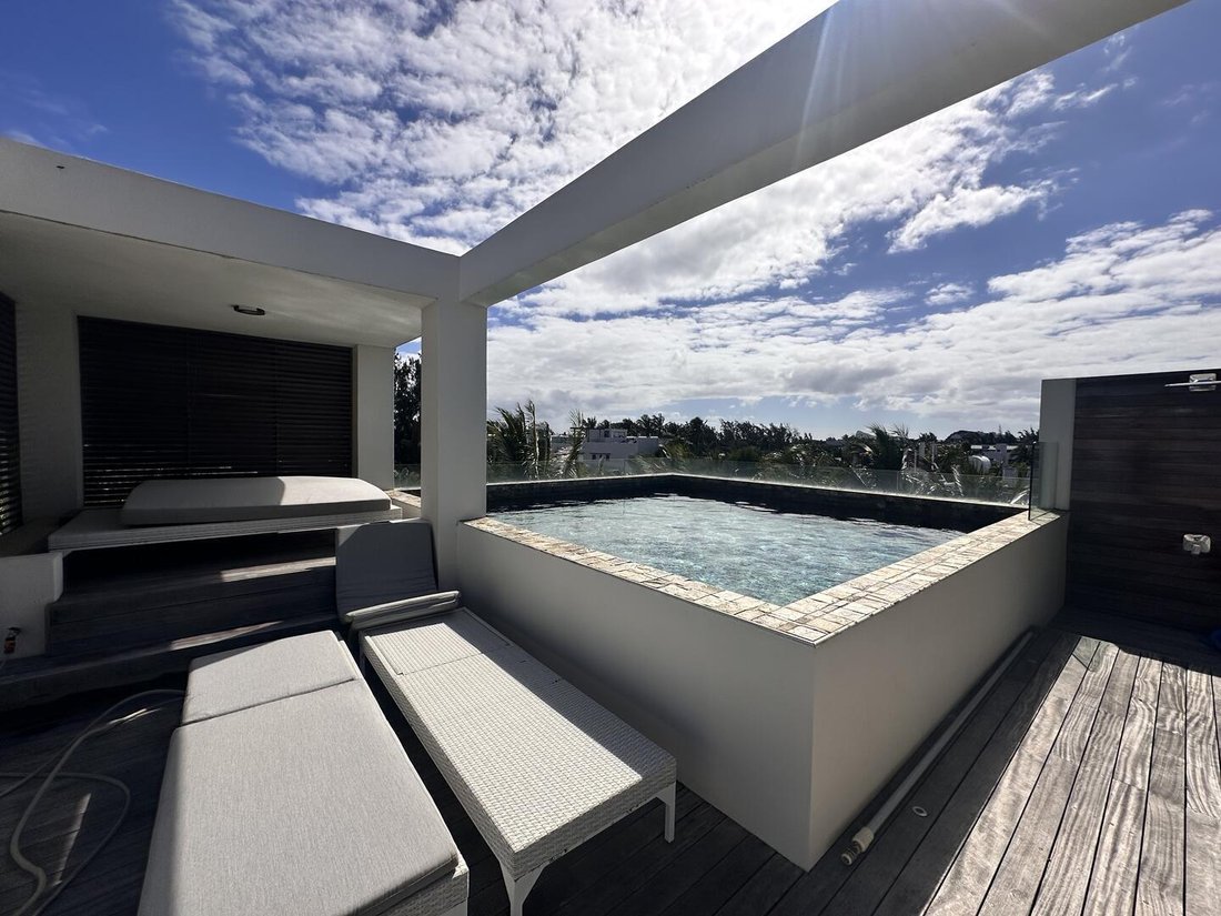 Apartment in Grand Baie, Rivière du Rempart District, Mauritius 1 - 16150726