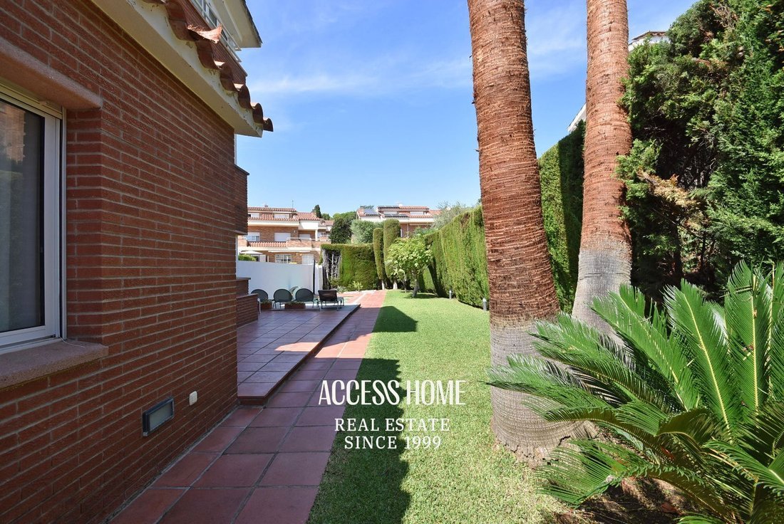 Villa in Sant Vicenc de Montalt, Catalonia, Spain 4 - 16150777