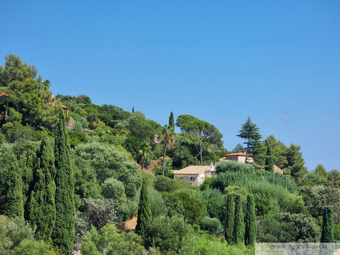 Villa in Nord, Cavalaire-sur-Mer, France 4 - 15782522