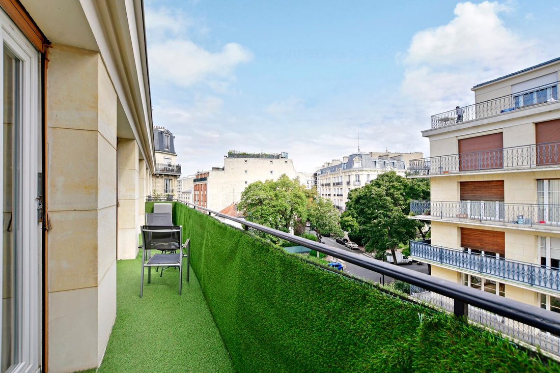 Apartment in Saint-Mande, Ile-de-France, France 1 - 16150670