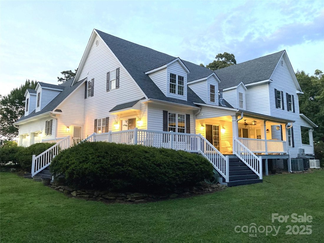 House in Moravian Falls, North Carolina, United States 1 - 16150212