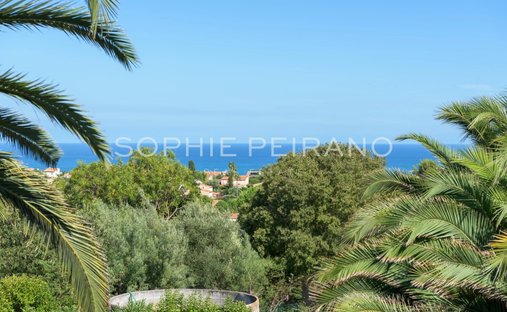 Villa en Les Cougoulins-Rastines, Antibes, Francia 1