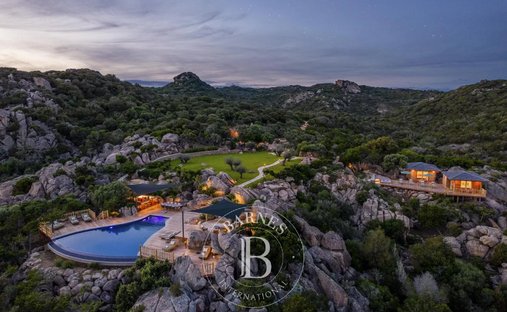 Villa in Bonifacio / Bunifaziu, Corsica, France 1