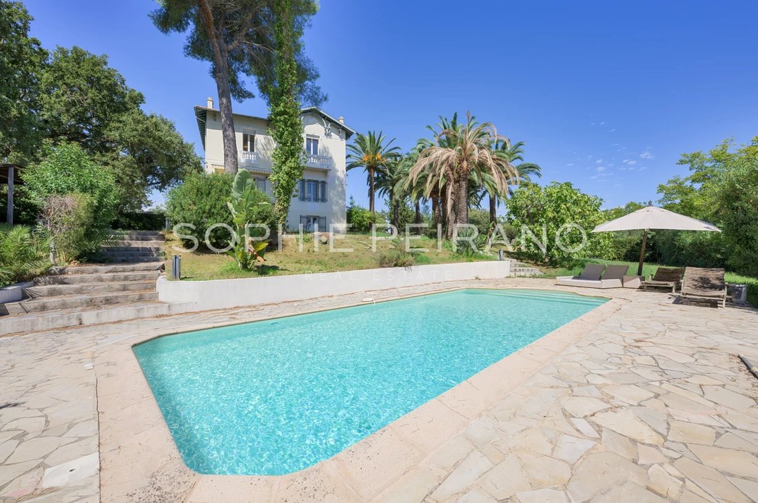 Villa in Les Cougoulins-Rastines, Antibes, France 2 - 16150549