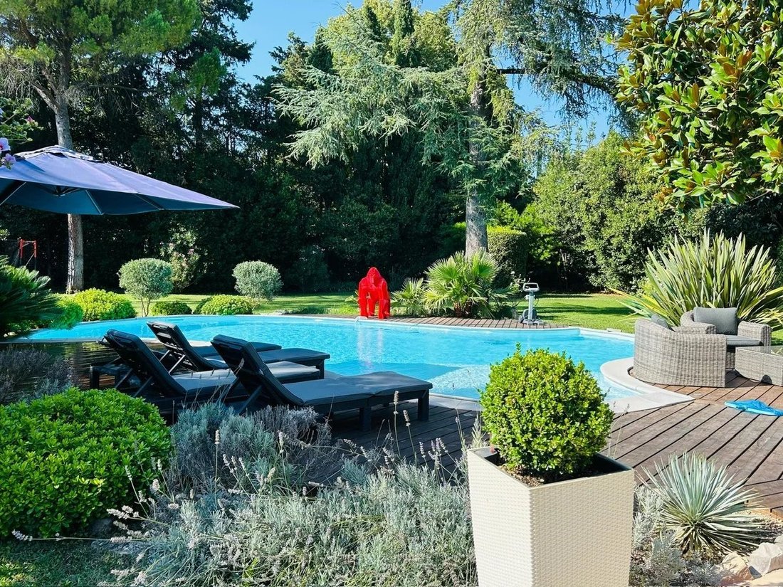 Villa in Les Indes les-Groulles, Mouans-Sartoux, France 2 - 16150528