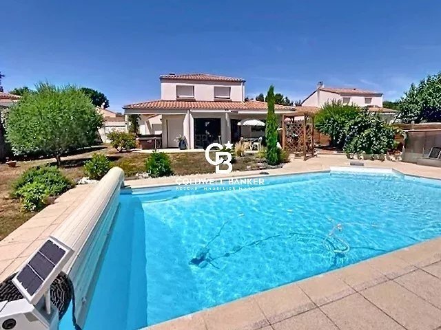 House in La Roche-sur-Yon, Pays de la Loire, France 1 - 16150741