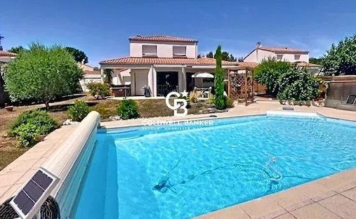 House in La Roche-sur-Yon, Pays de la Loire, France 1