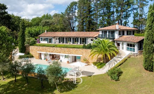 Maison à Mendi-Choko-Karrikatxar-Olhette, Urrugne, France 1