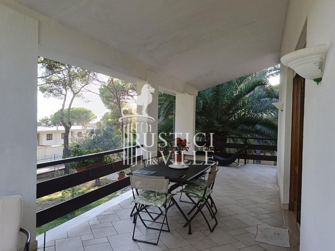 Villa in Livorno, Tuscany, Italy 3 - 16153934