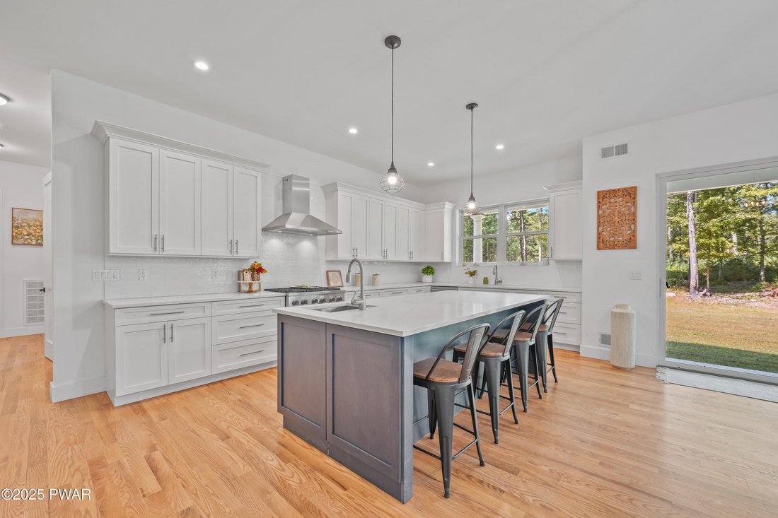 House in Milford, Pennsylvania, United States 5 - 16151684