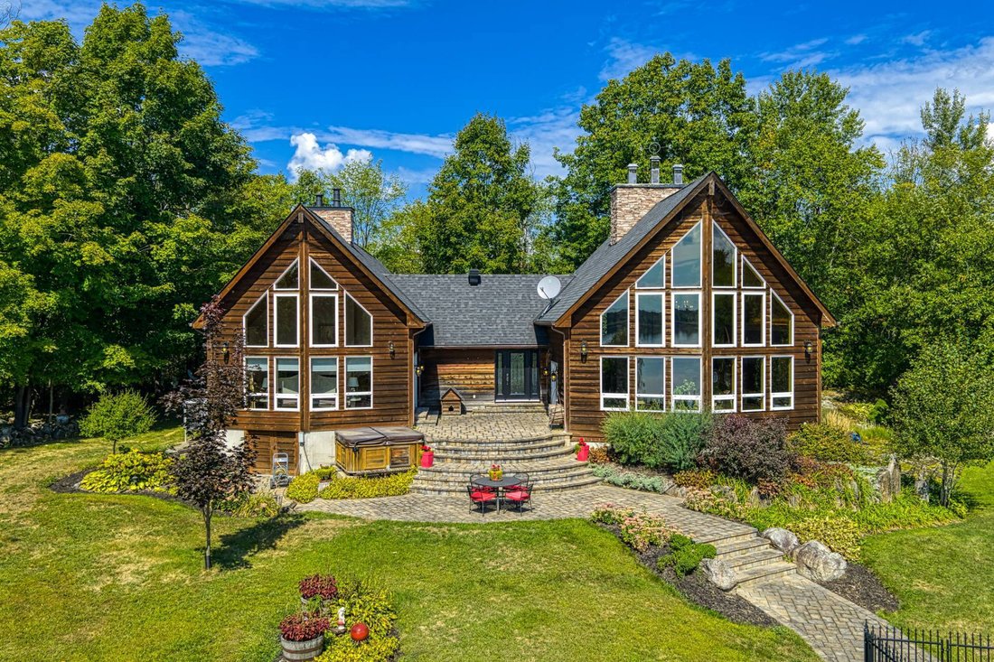 House in Plaisance, Quebec, Canada 1 - 16154667