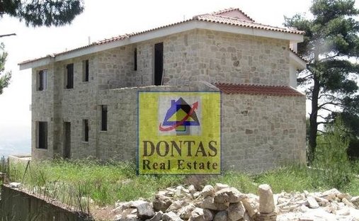 House in Oropos, Attica, Greece 1